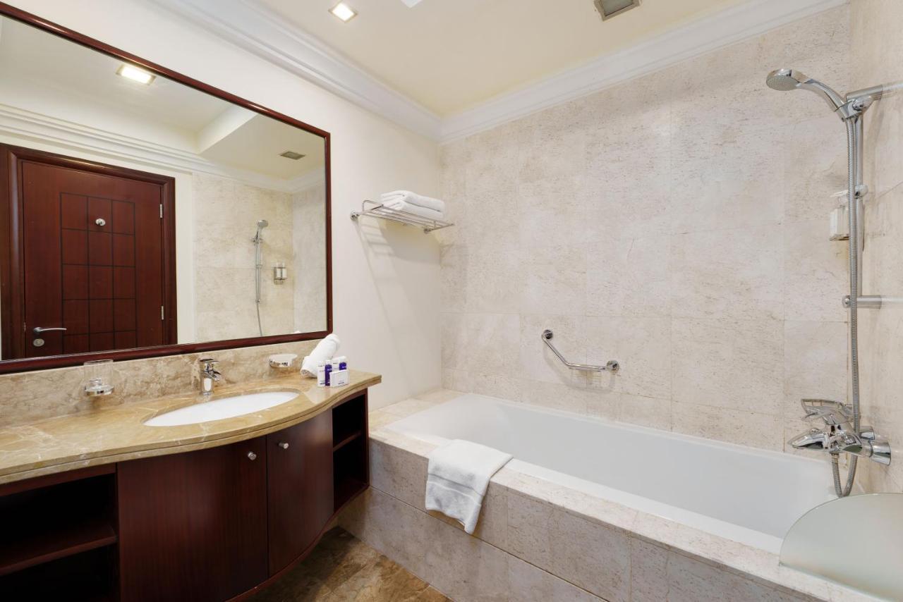 Maison Privee - Charming Apt With Sea View On The Palm Jumeirah Dubaï Extérieur photo